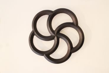 Preview: Gusseisen Untersetzer 5 Ringe