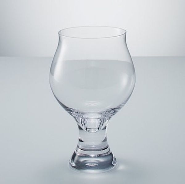 burgunderglas-shinichi-sumikawa