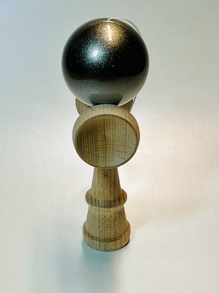 holzspielzeug-kendama-silbermetallic