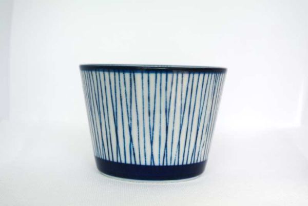 teetasse-mit-deckel-porzellan