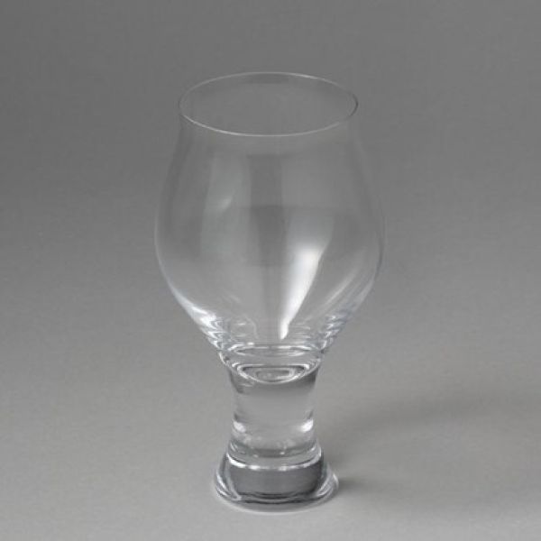 weissweinglas-kimoto-glass-tokyo